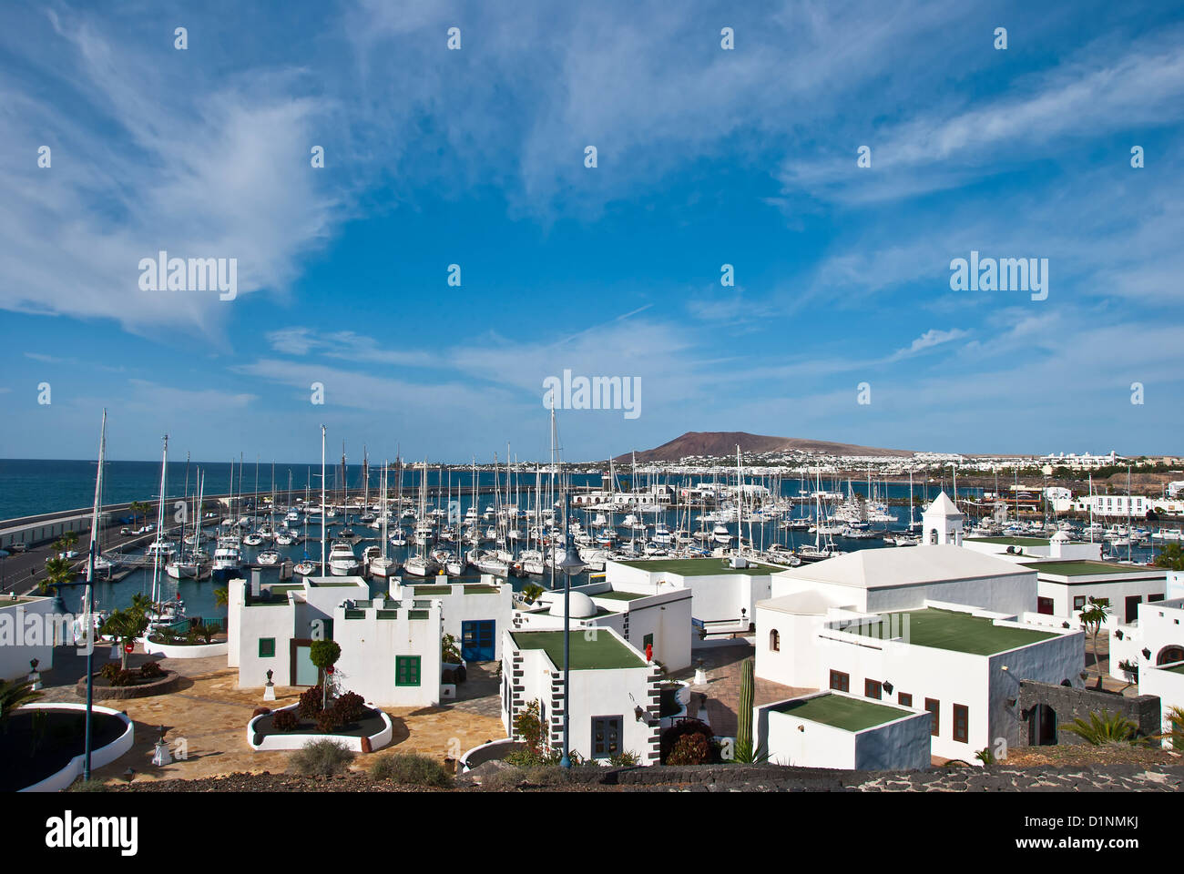 Le case pittoresche e dal Porto di Playa Blanca Lanzarote Foto Stock