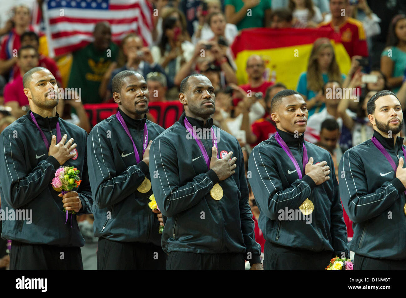 Stati Uniti d'America vince la medaglia d'oro in Spagna negli uomini Basketball presso le Olimpiadi estive di Londra, 2012 Foto Stock