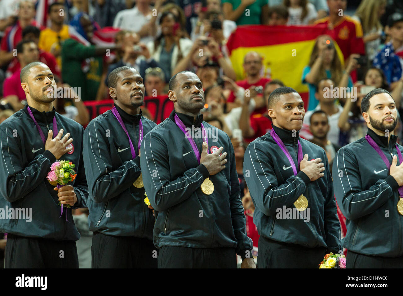 Stati Uniti d'America vince la medaglia d'oro in Spagna negli uomini Basketball presso le Olimpiadi estive di Londra, 2012 Foto Stock