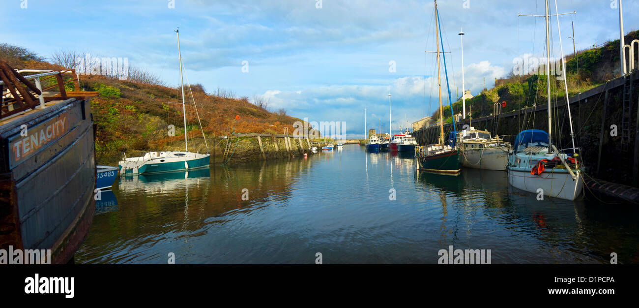 Amlwch Port Amlwch Anglesey North Wales UK.Questo è un cucito panorami. Foto Stock