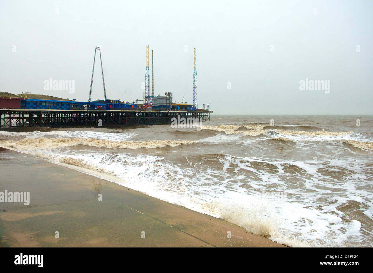 2/1/2013. Blackpool, Regno Unito. Scena vicino al molo sud dove a 41 anni Paolo Morris è stato spazzato nel mare mentre si camminava il suo cane nelle prime ore del giorno di nuovi anni. Foto Stock