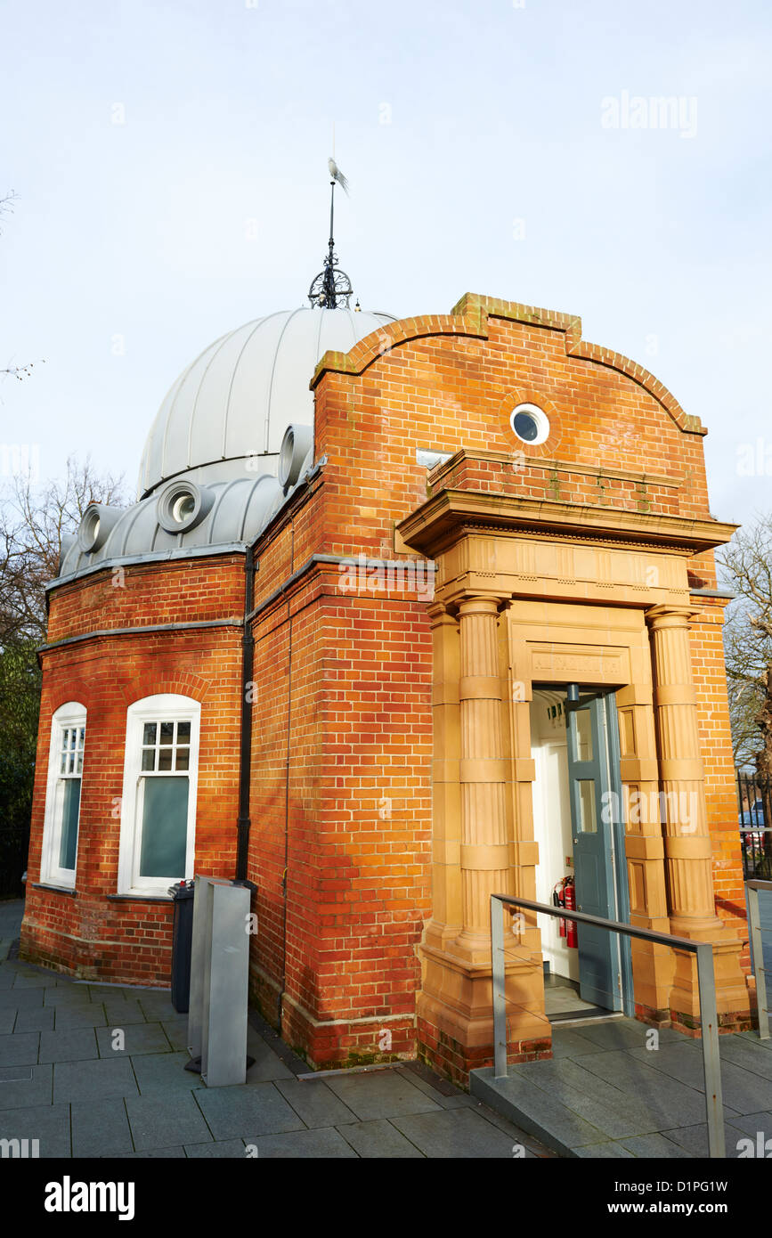 Altazimuth padiglione costruito nel 1899 Osservatorio Reale di Greenwich London REGNO UNITO Foto Stock
