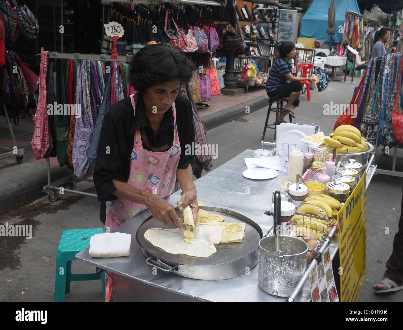 Il taglio di banana cibo di strada di Bangkok del fornitore Foto Stock