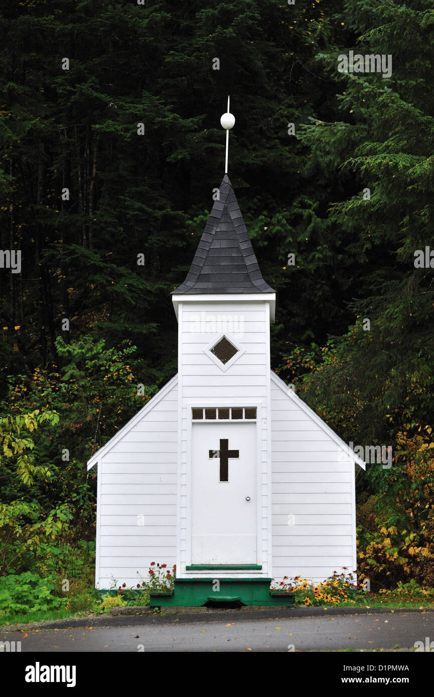 Una delle chiese più piccolo sulla terra - Pioneer Cappella, Usk, British Columbia, Canada Foto Stock