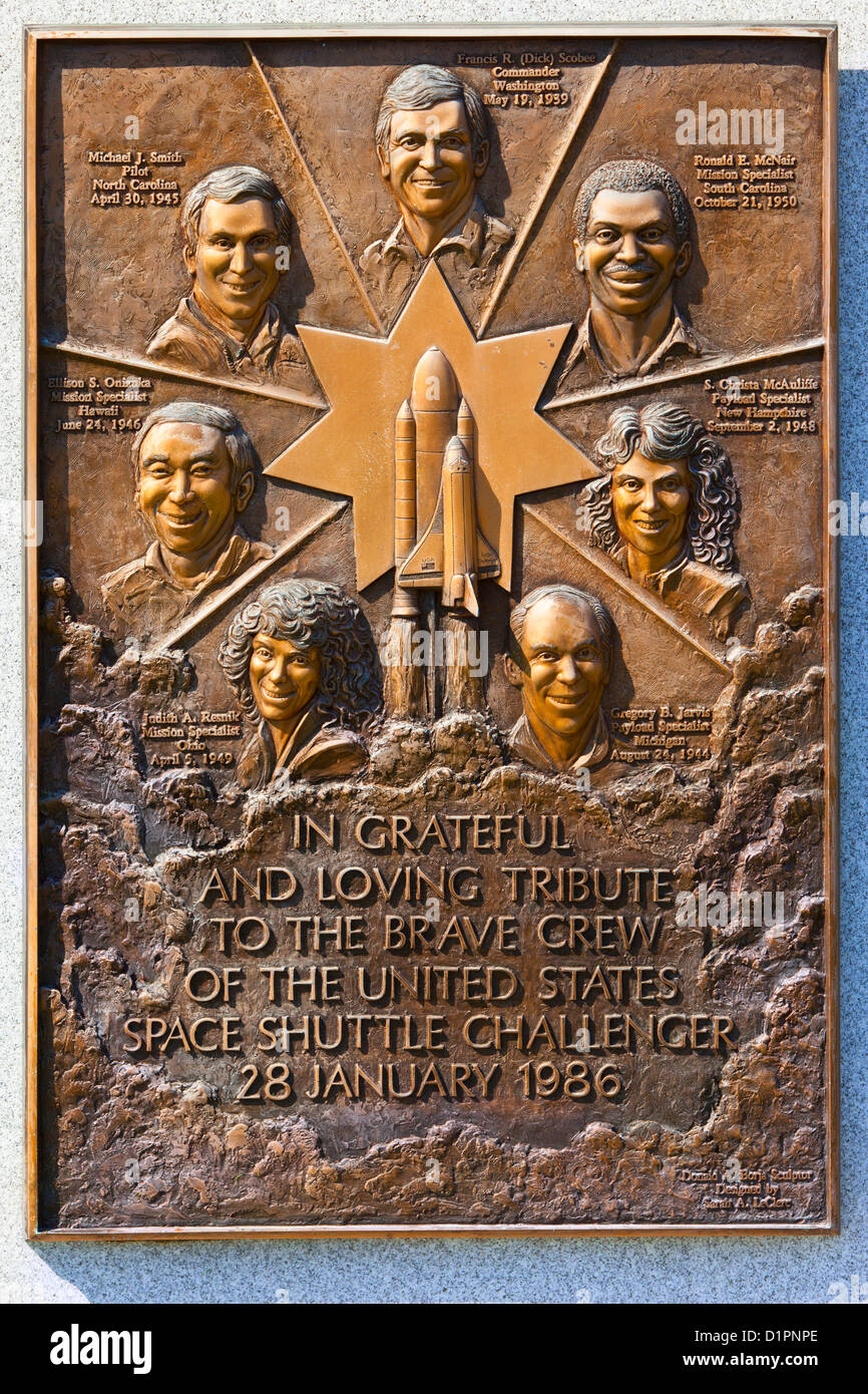 Memoriale per i 7 astronauti della navetta spaziale Challenger disastro, 28 gen 1986, il Cimitero Nazionale di Arlington, Virginia, Stati Uniti d'America Foto Stock