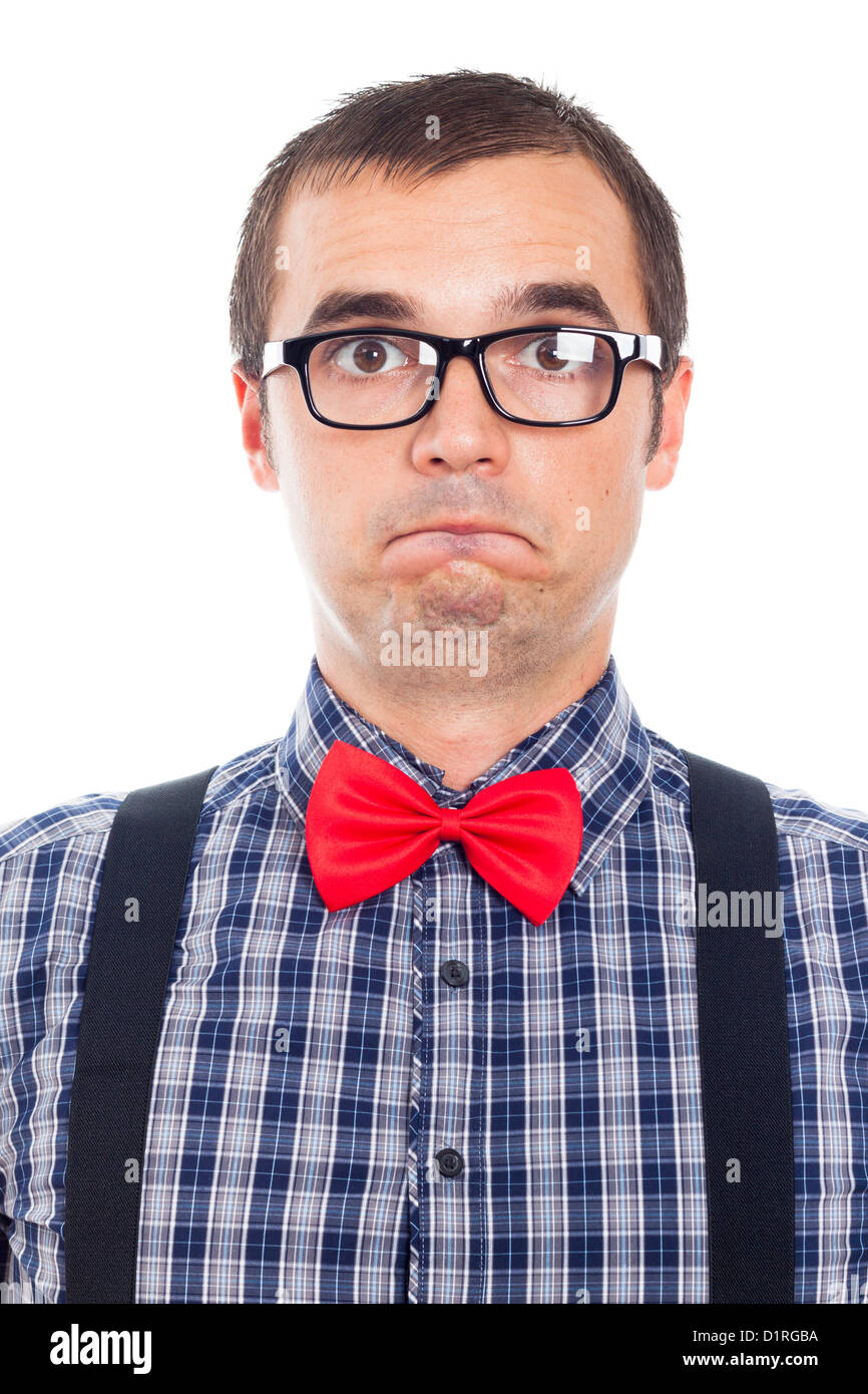 Close up funny spaventata nerd uomo, isolati su sfondo bianco. Foto Stock