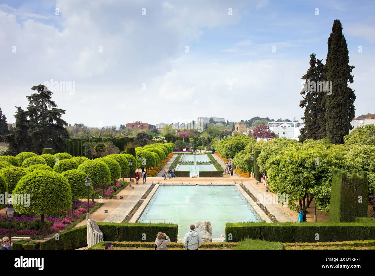Giardini della fortezza di Alcazar dei monarchi cristiani a Cordoba, Andalusia. Foto Stock