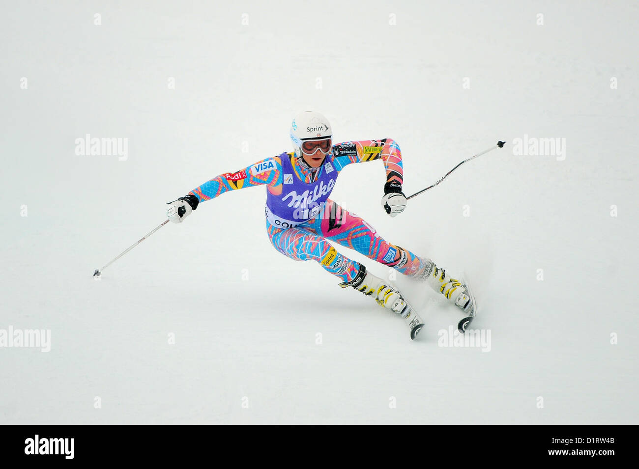 Audi FIS World Cup, onorevoli Slalom Gigante, Courchevel, Francia, 16.12.12. American sciatore Julia Mancuso. Foto Stock