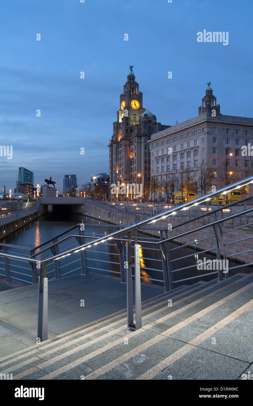 Edifici di fegato Liverpool waterfront Foto Stock