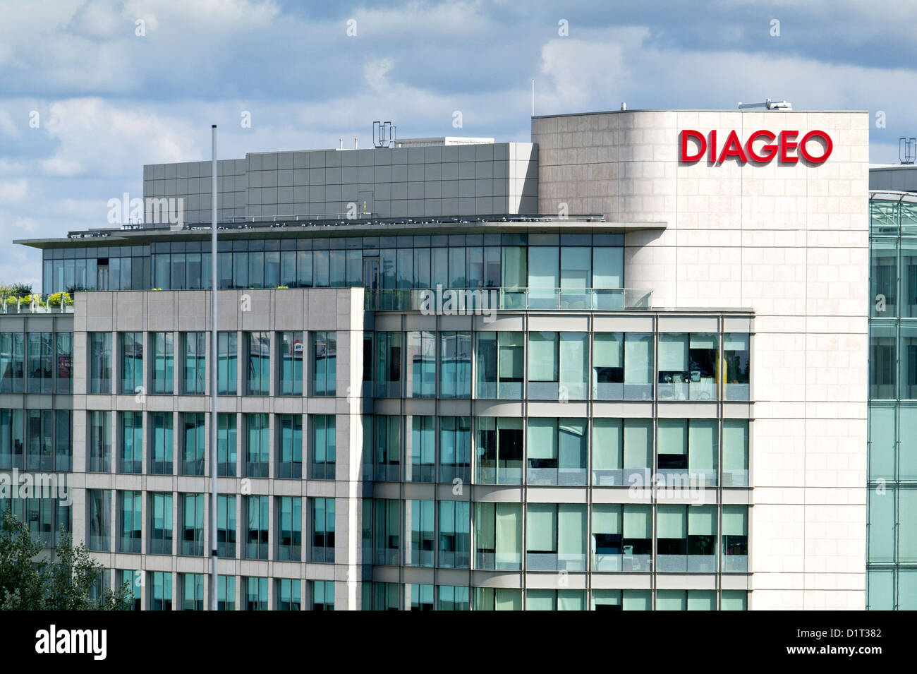 Diageo Headquarters Building Ealing Londra REGNO UNITO Foto Stock