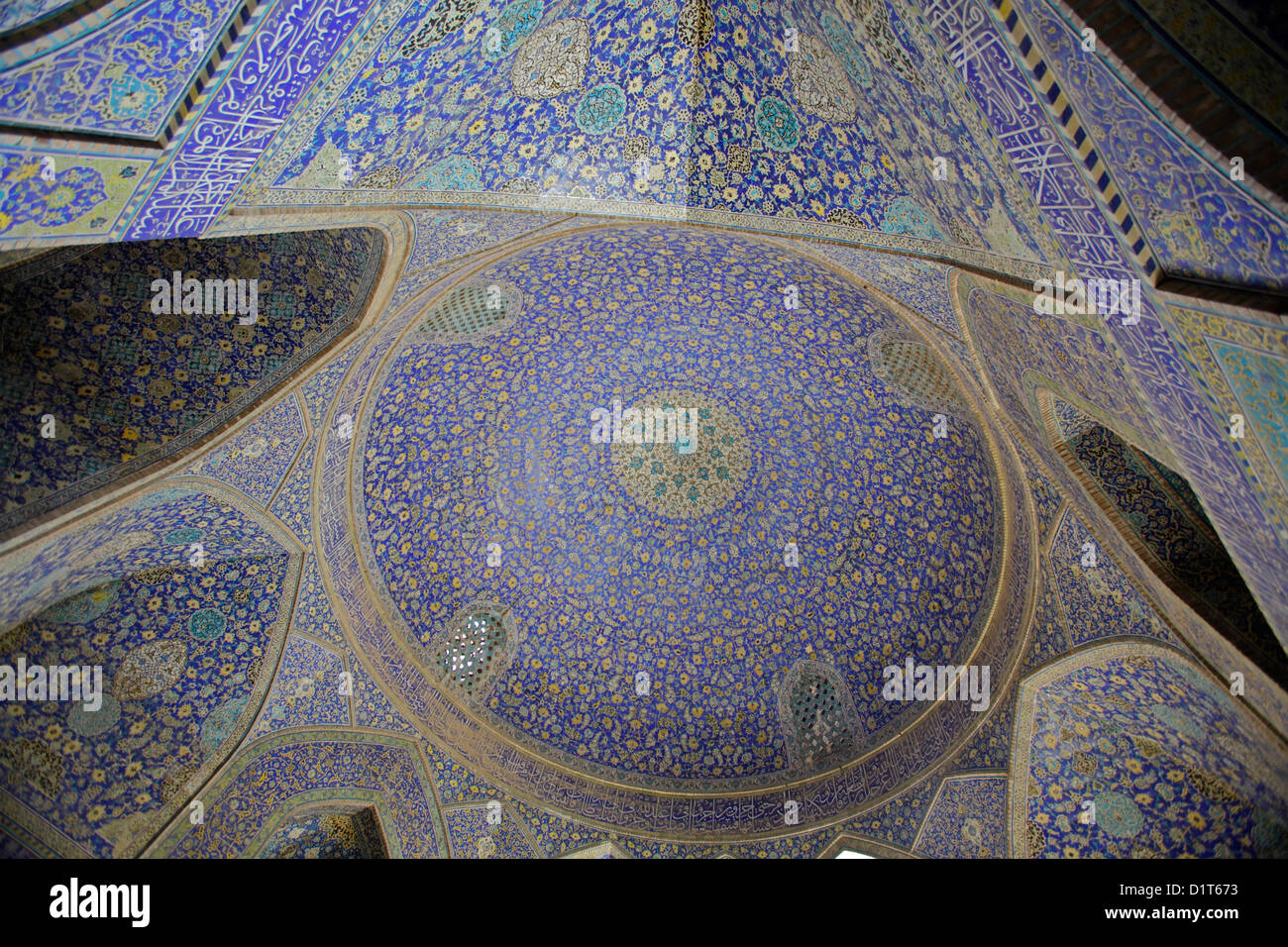 Decorazioni di Imam moschea, Isfahan, Iran Foto Stock