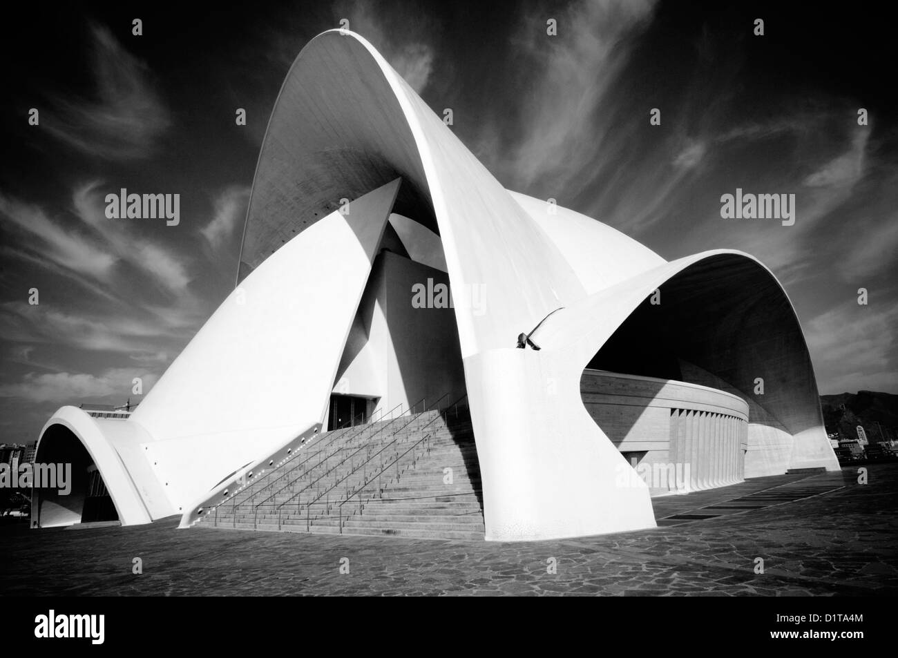 Auditorio de Tenerife Adán Martín opera drammatica architettura fotografia architettonica straordinaria dal punto di vista architettonico moderno sa Foto Stock