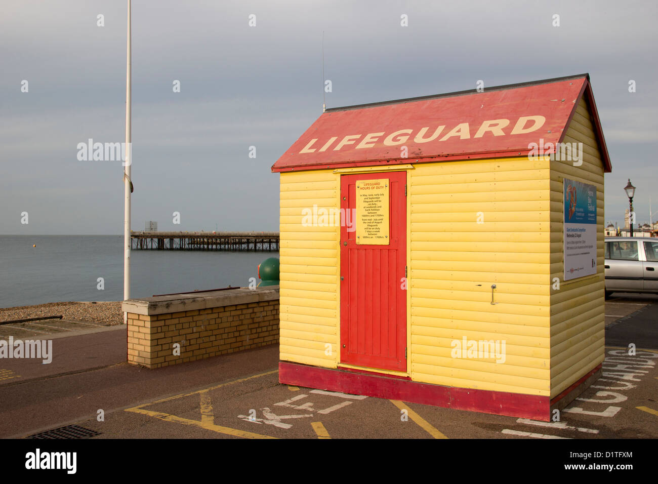 Stazione bagnino Herne Bay Seafront Inghilterra Foto Stock