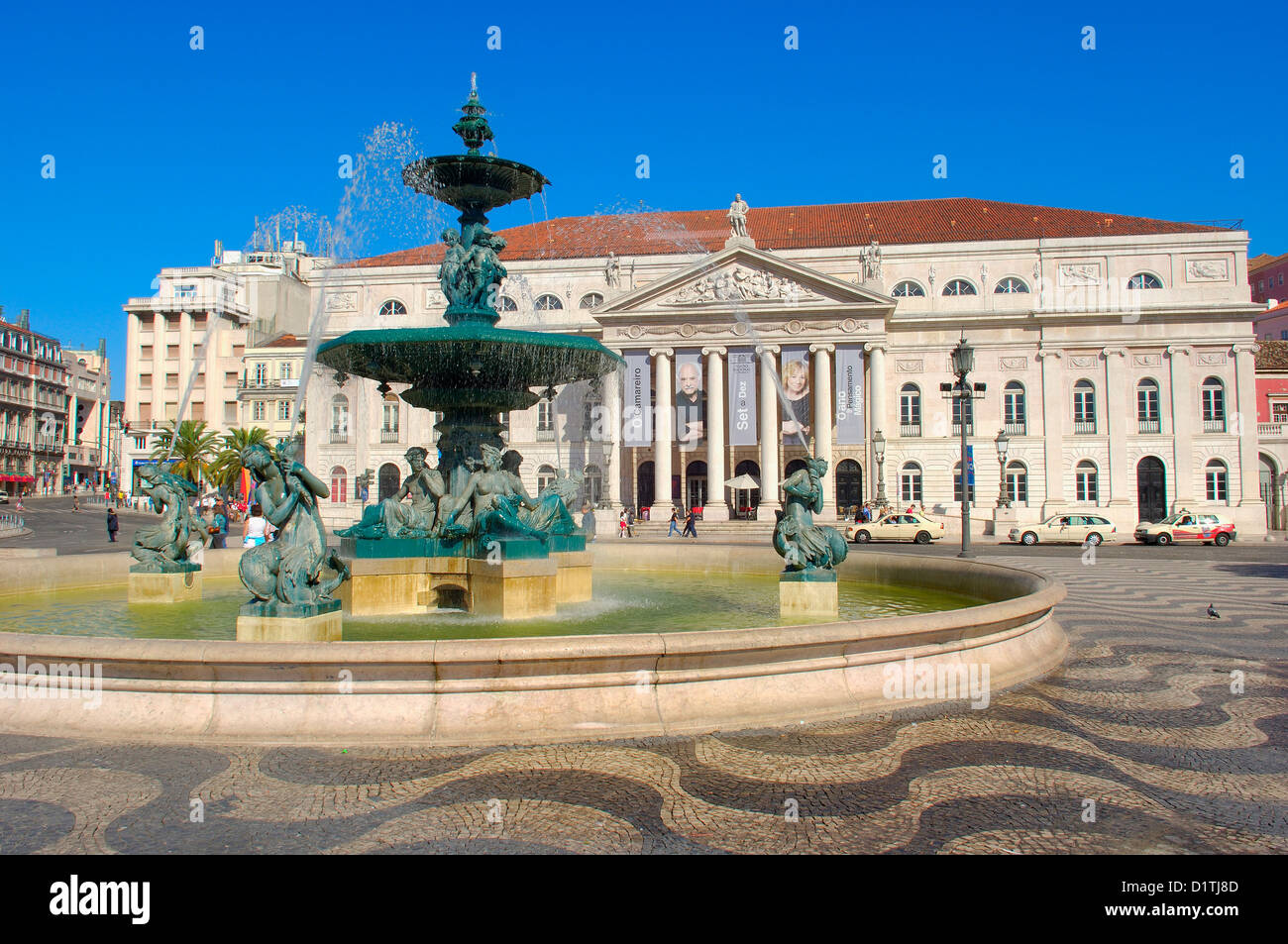 Lisbona, Dom Pedro IV Piazza Praça Dom Pedro IV, Teatro Nacional de Dona Maria II, quartiere Baixa, Portogallo Foto Stock