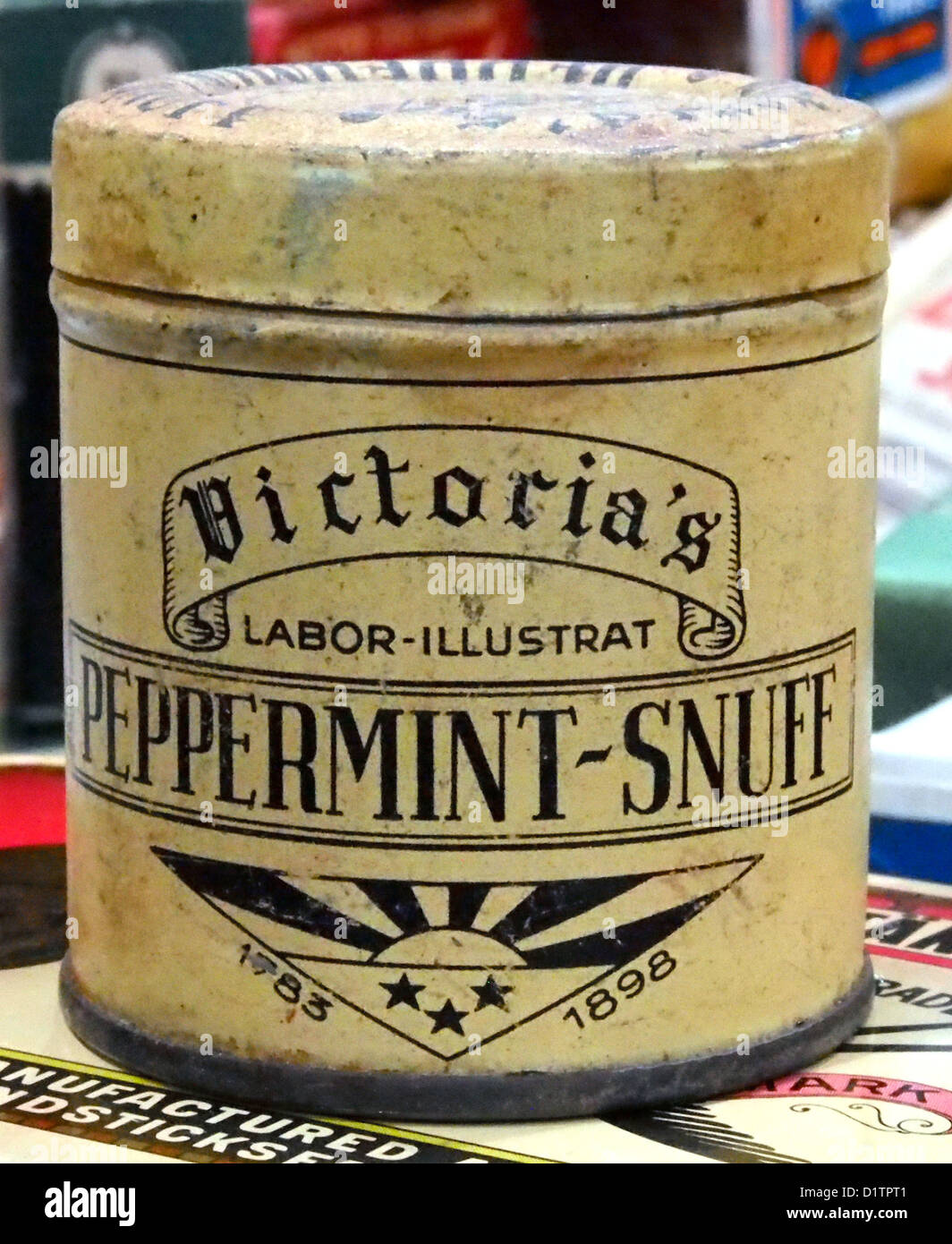 Prodotti per la casa, Victoria's Peppermint-Snuff 1898 Foto Stock