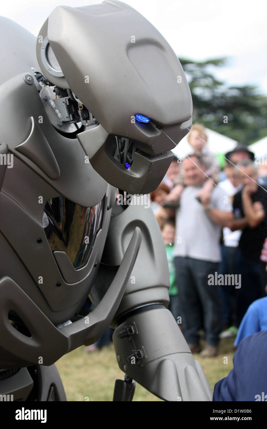 Titan il robot a Romsey Visualizza Hampshire England Regno Unito Foto Stock