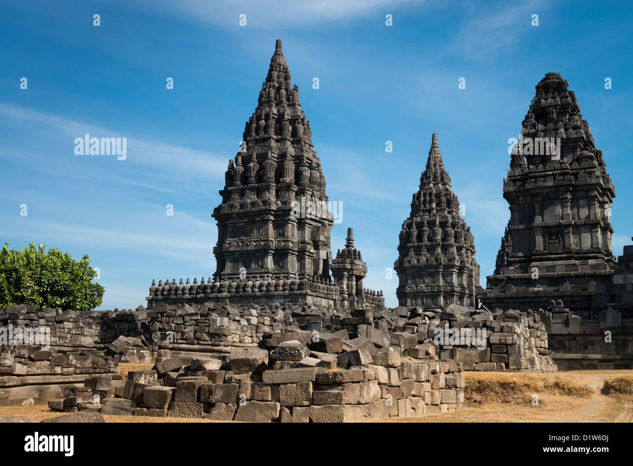 Prambanan è un 9th-secolo tempio indù composto nel centro di Giava, in Indonesia Foto Stock