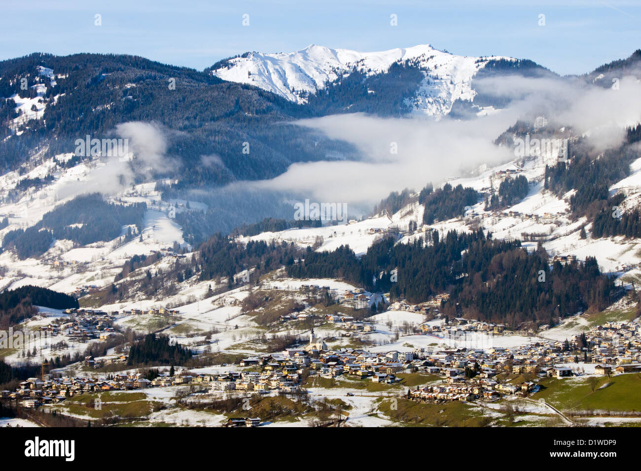 Paesaggio invernale nelle Alpi austriache Foto Stock