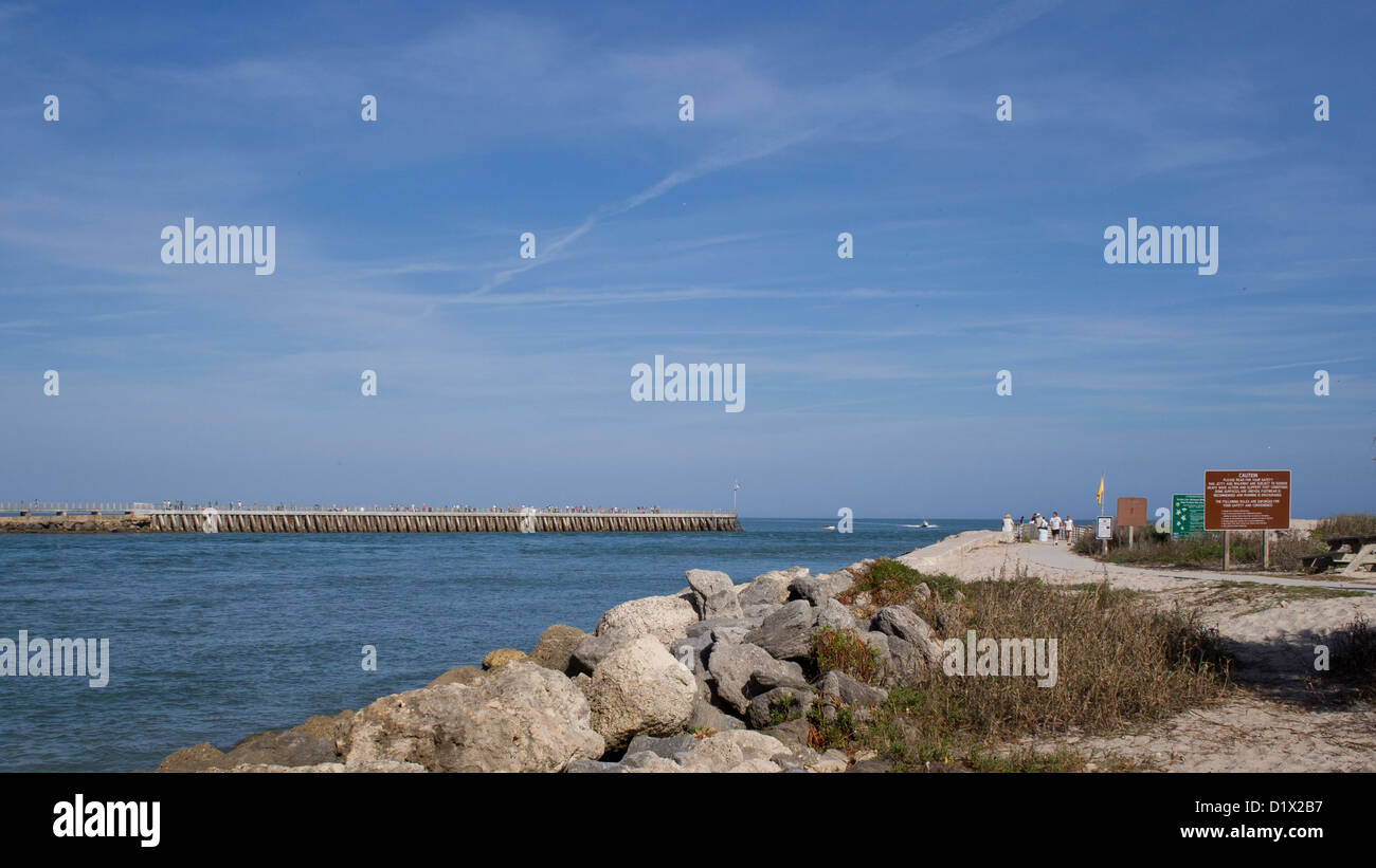 La pesca a Sebastian ingresso sul litorale orientale della Florida Foto Stock