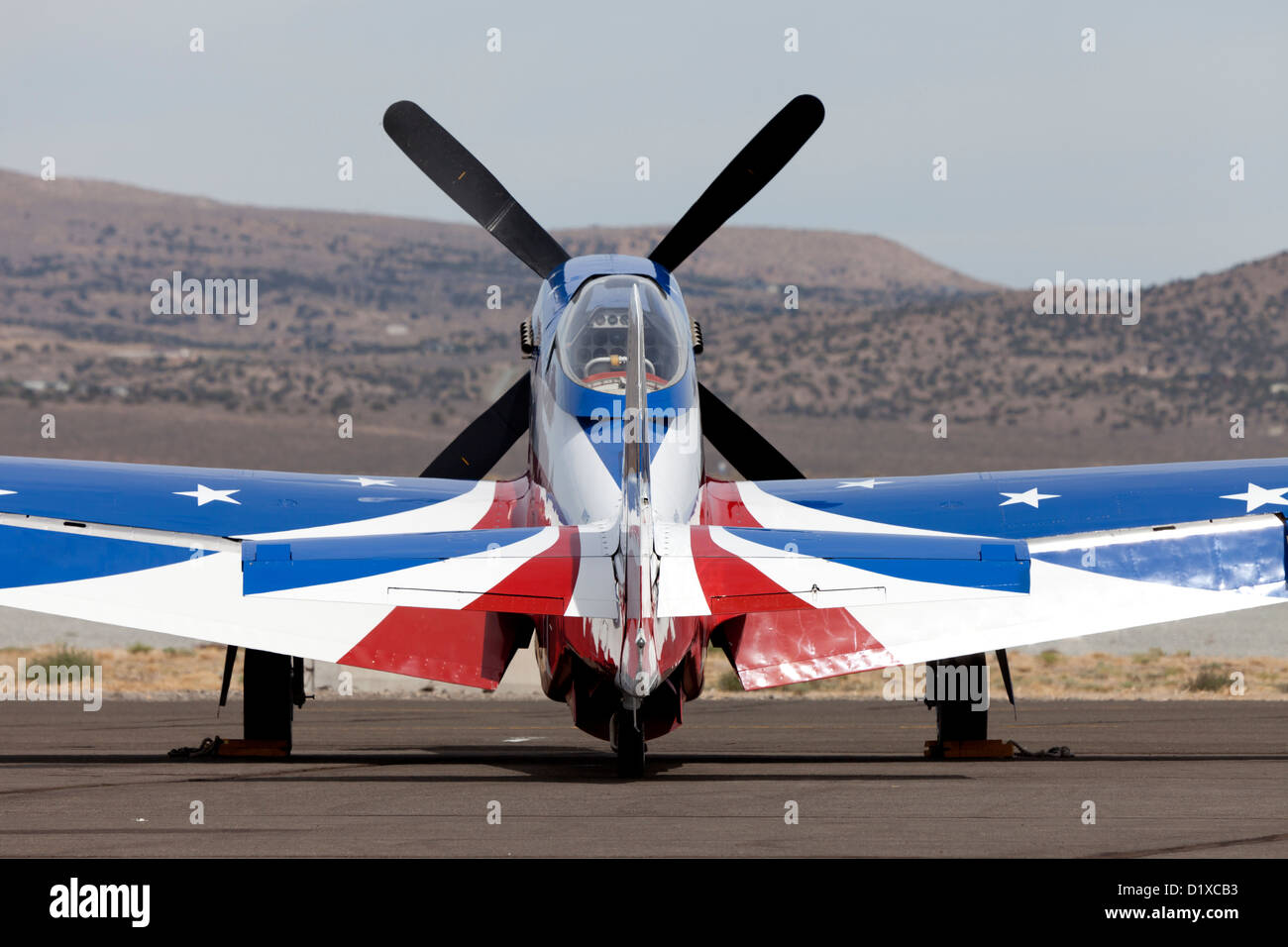 P-51D Mustang 'Miss America' siede sul asfalto durante il 2012 Reno campionato nazionale aria gare al posto Campo in Nevada. Foto Stock