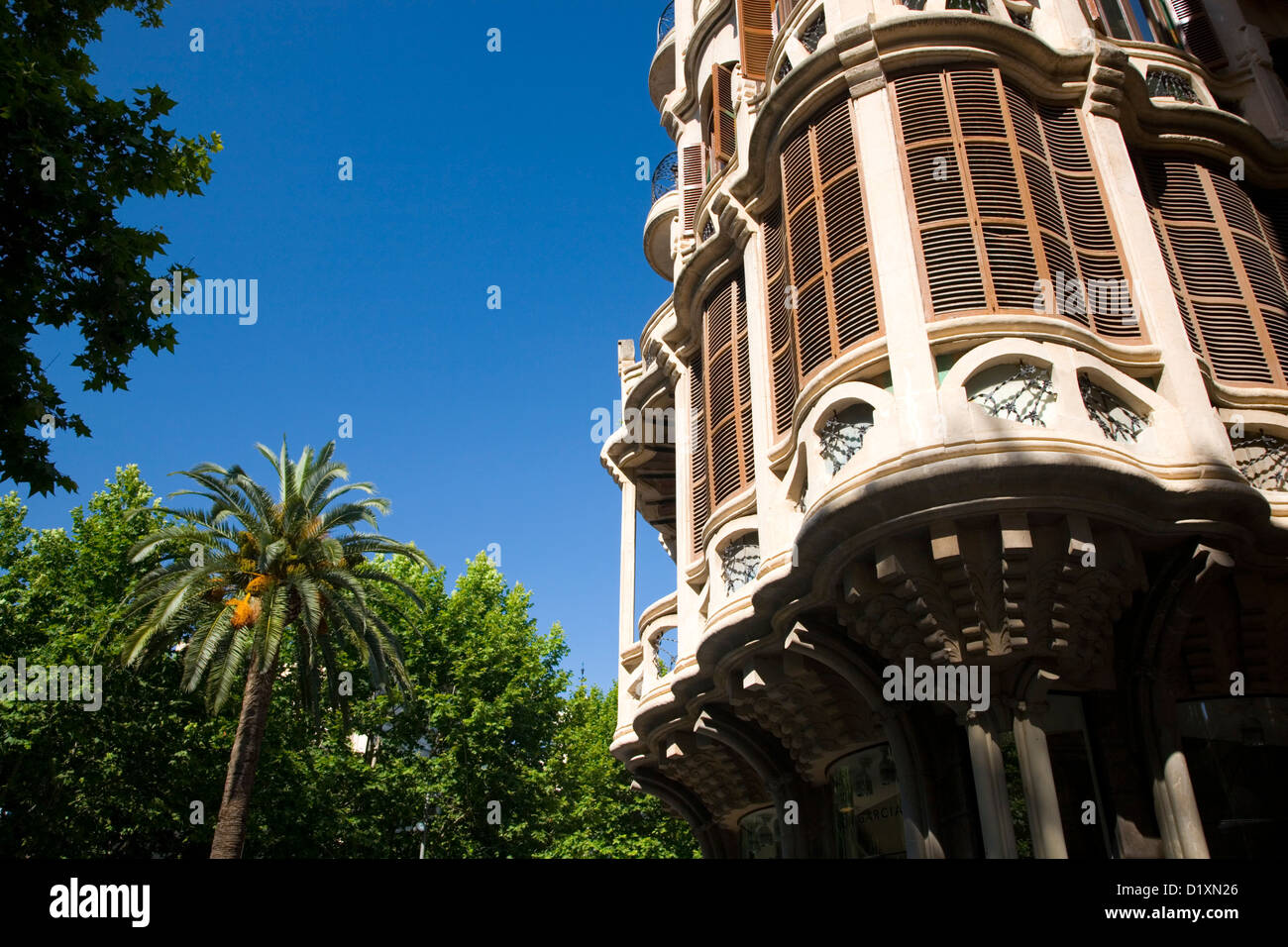 Palma de Mallorca, Maiorca, isole Baleari, Spagna. Facciata modernista del possibile Casasayas in Plaça Mercat. Foto Stock