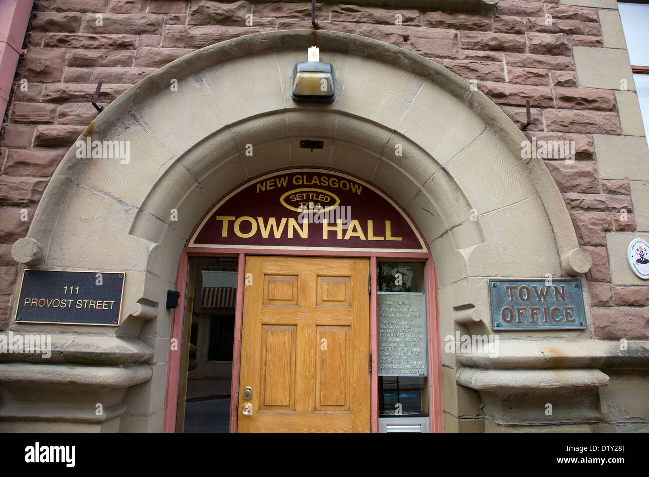 Il Municipio e la città ufficio nel New Glasgow, Nova Scotia, Canada Foto Stock