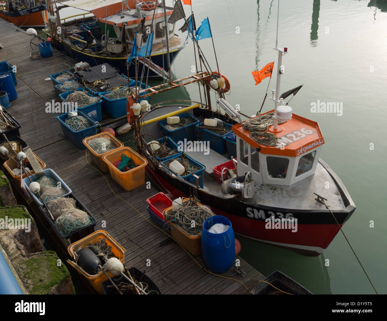 Brighton Marina: barche per la pesca nella zona orientale della marina Foto Stock