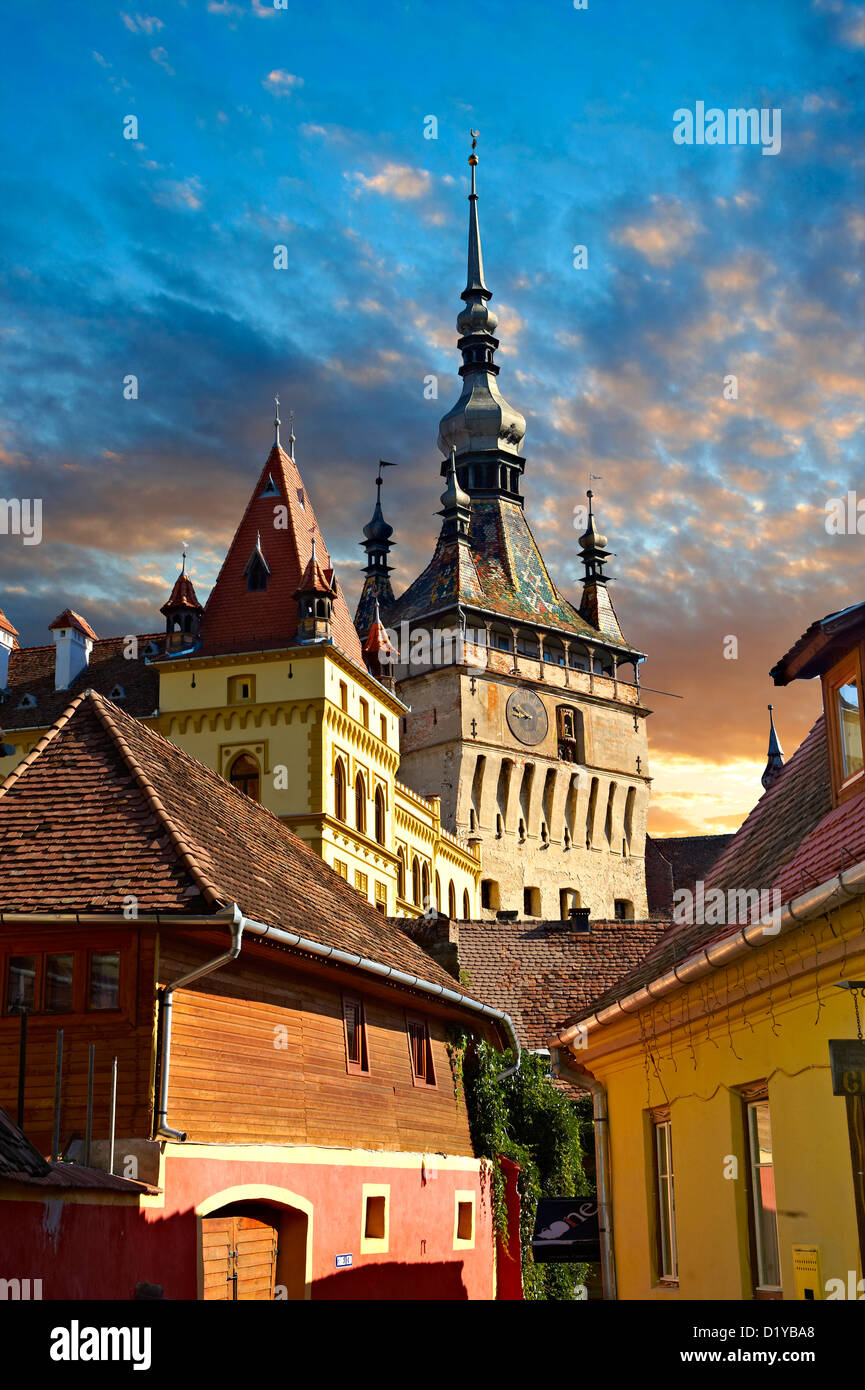 Medievale torre orologio & gate di Sighisoara sassone medievale fortificata cittadella, Transilvania, Romania Foto Stock