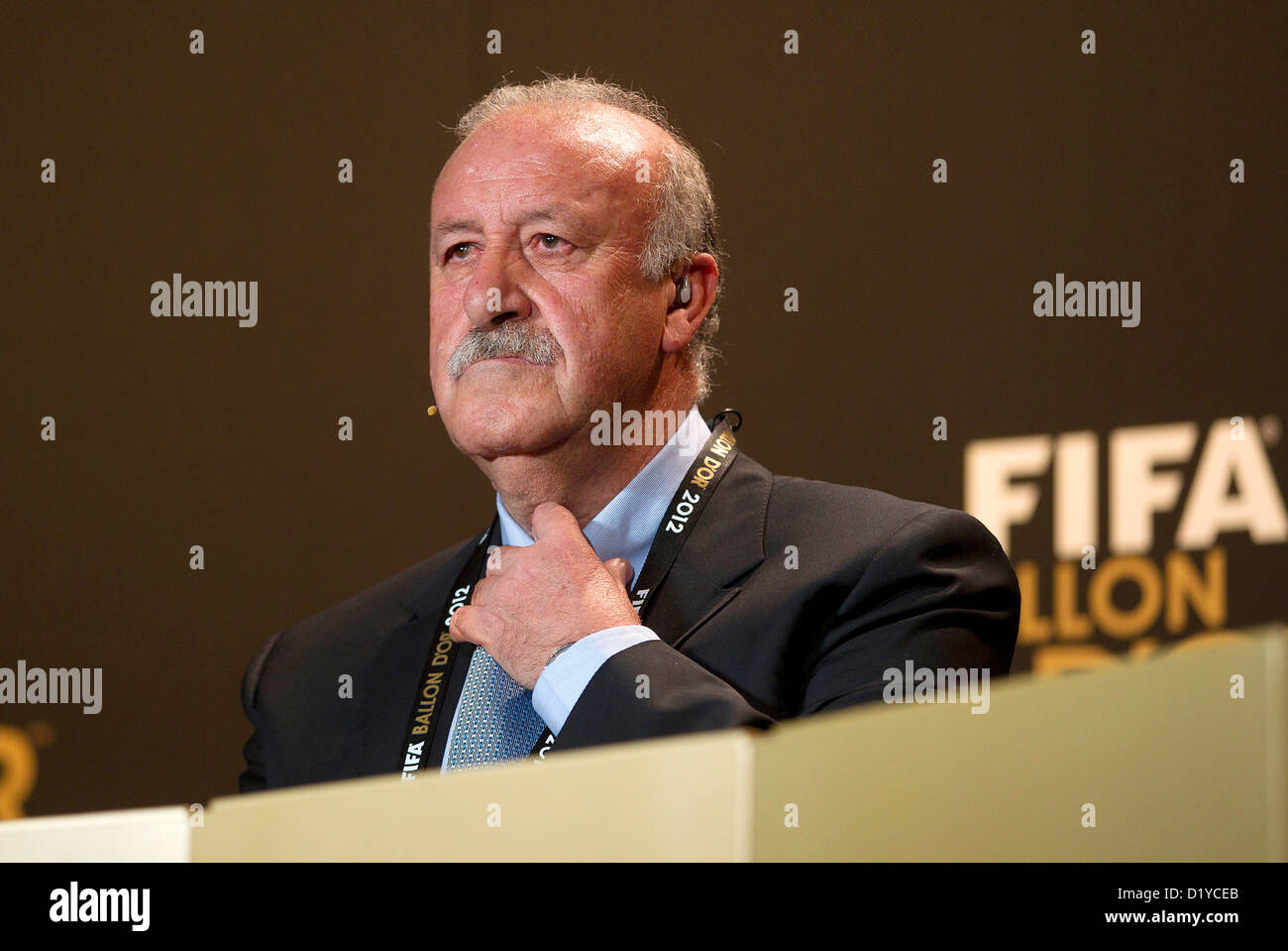 Vicente del Bosque, durante la conferenza stampa con i candidati per Player mondiale dell'anno e del mondo Pullman dell'anno per gli uomini di calcio il 7 gennaio 2013 presso il Palazzo dei Congressi di Zurigo, Svizzera. Foto: S.Lau Foto Stock