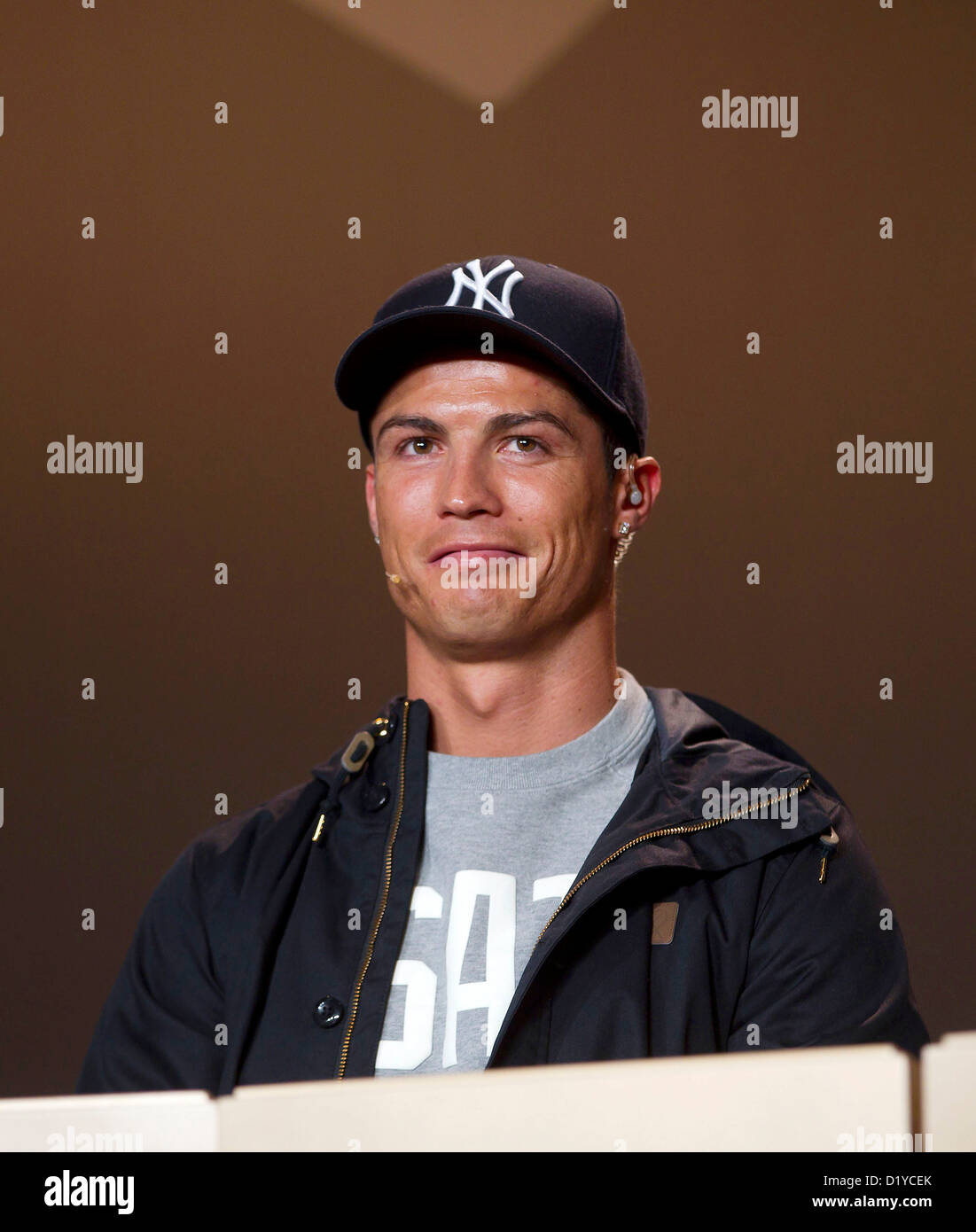 Cristiano Ronaldo, durante la conferenza stampa con i candidati per Player mondiale dell'anno e del mondo Pullman dell'anno per gli uomini di calcio il 7 gennaio 2013 presso il Palazzo dei Congressi di Zurigo, Svizzera. Foto: S.Lau Foto Stock