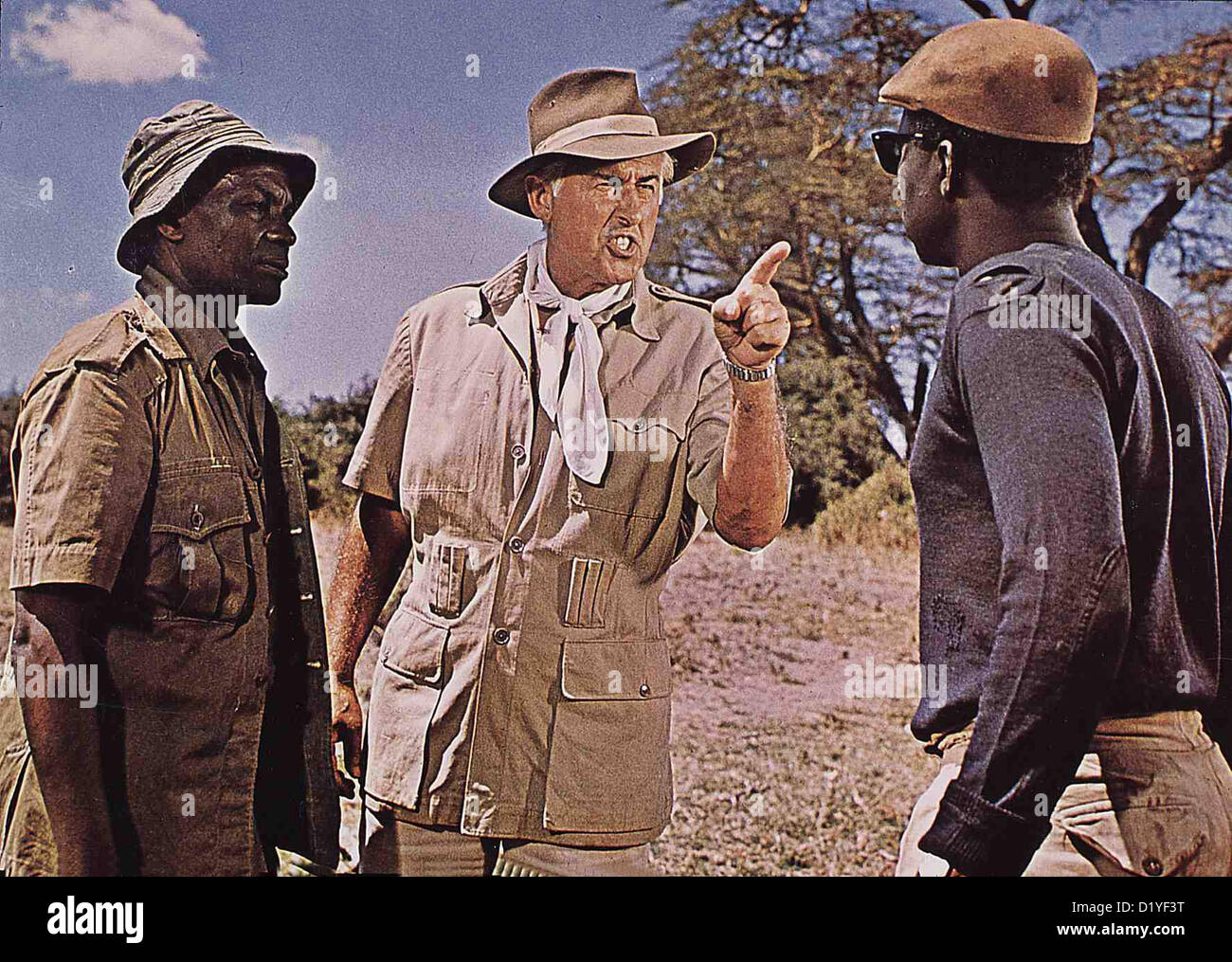 Die Letzte Ultimo Safari Safari, Stewart Granger Um seinen Freund zu raechen, der von einem Elefanten getoetet wurde, macht Foto Stock