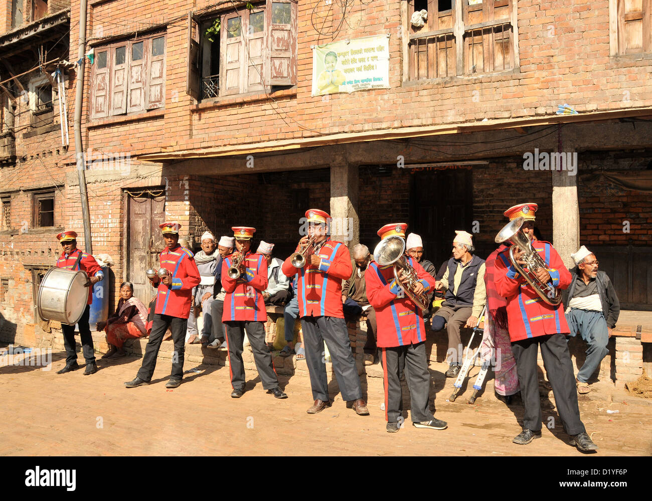 Musicisti di strada Bhaktapur Nepal Foto Stock