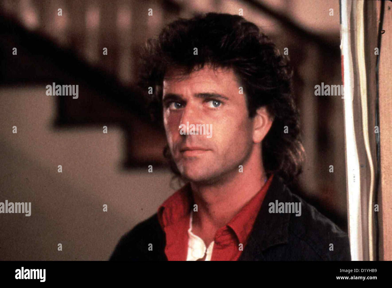 Arma letale - Zwei stahlharte Profis Arma letale Martin Riggs (Mel Gibson) *** Caption locale *** 1986 -- Foto Stock