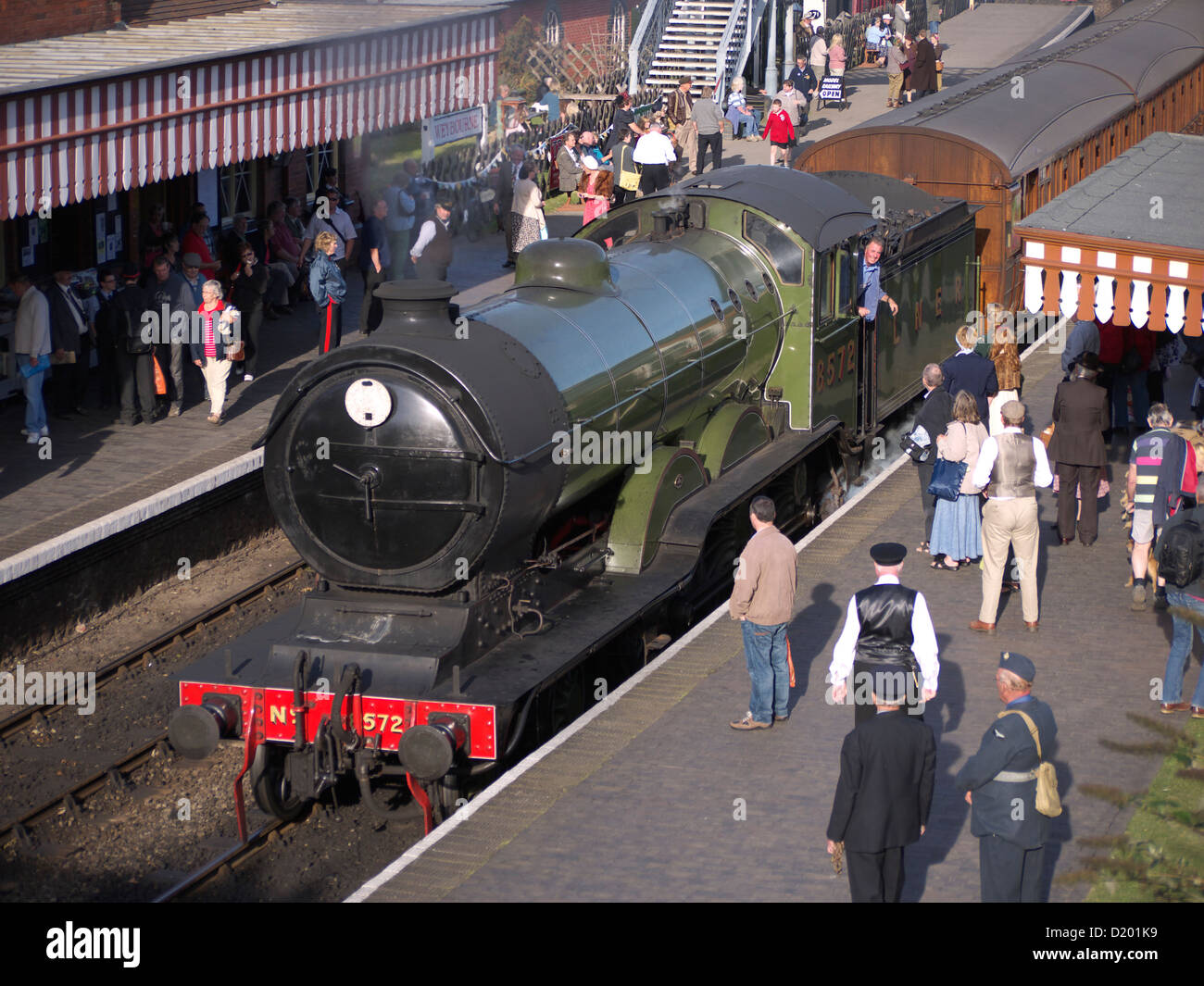 Locomotiva LNER numero 8572 a stazione di Weybourne, North Norfolk Railway Foto Stock