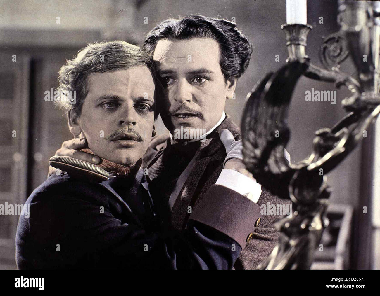 Ludwig Ii. Ludwig Ii. Prinz Otto (Klaus Kinski), Ludwig II. (O.W. Fischer) *** Caption locale *** 1954 -- Foto Stock