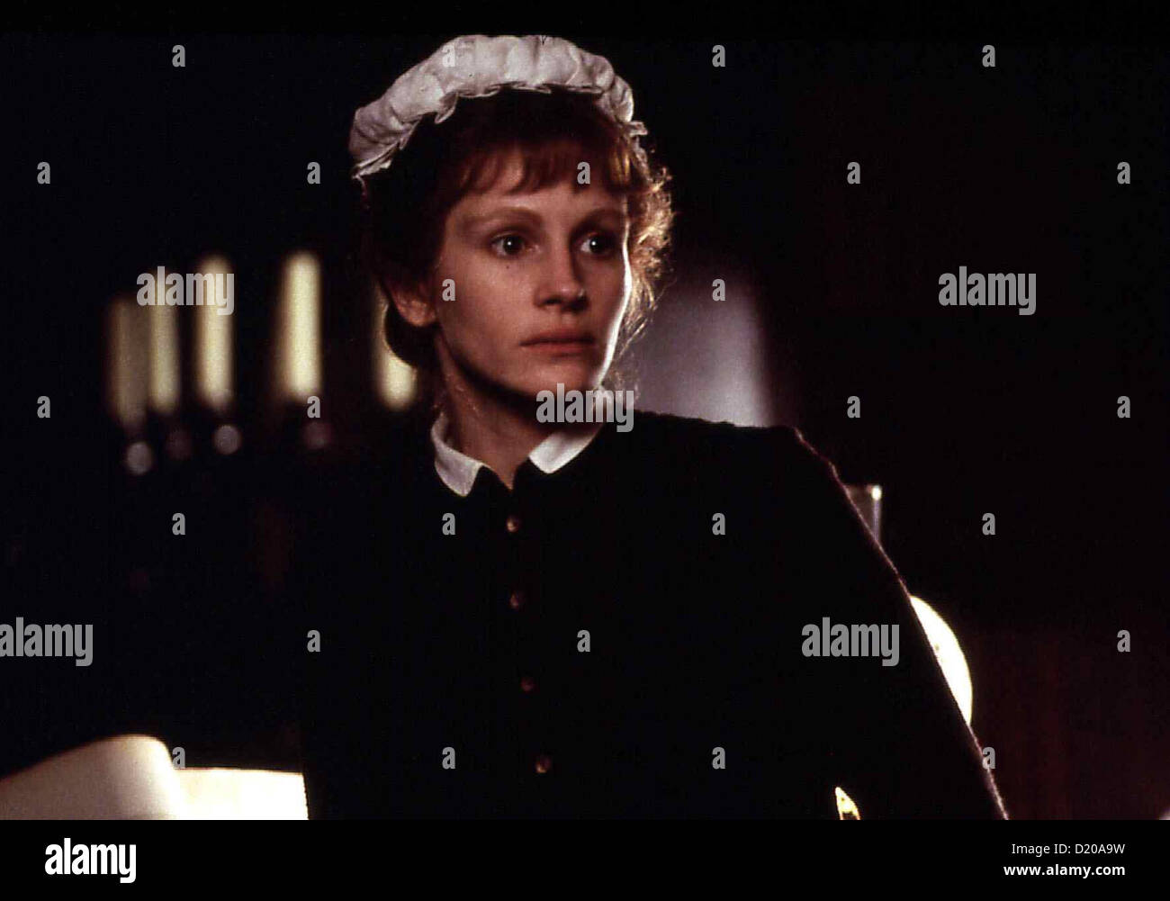 Mary Reilly Mary Reilly Julia Roberts Die junge Mary Reilly (Julia Roberts) durchlebte eine Kindheit voller Armut und Leid. Foto Stock