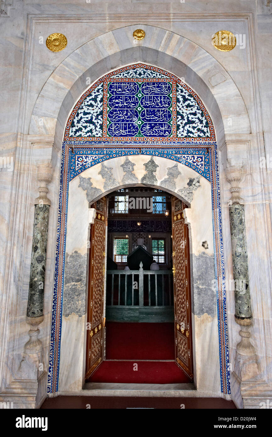 Stile ottomano Tomba di Sultan Selim II. Istanbul, Turchia Foto Stock