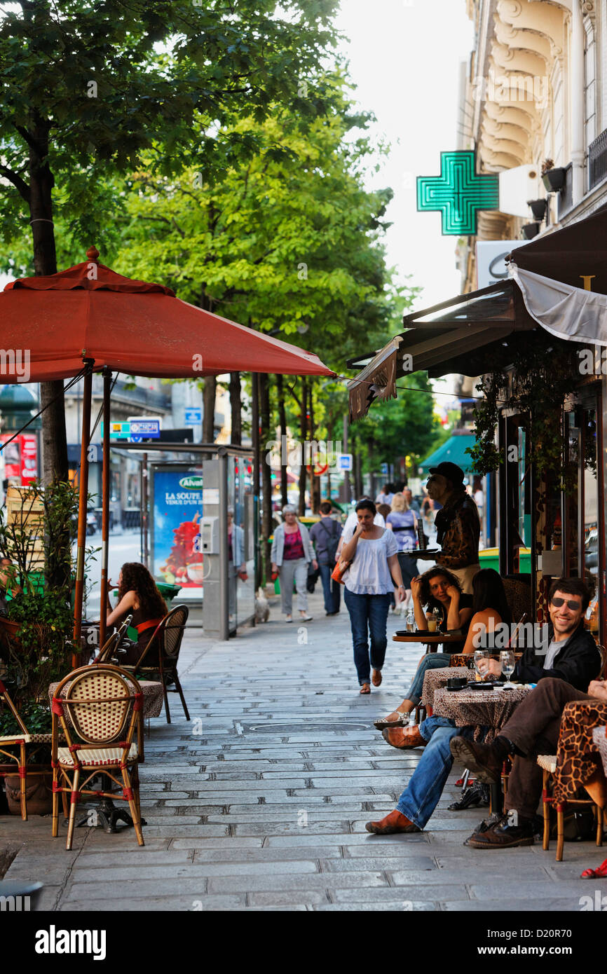 Cafe in rue de Turbigo, Parigi, Francia, Europa Foto Stock