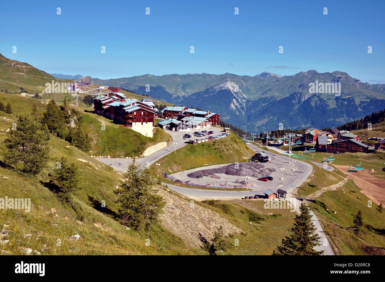 Plagne villaggi nelle Alpi francesi,comune nella Valle Tarentaise, dipartimento della Savoia e la regione Rhône-Alpes, in Francia Foto Stock