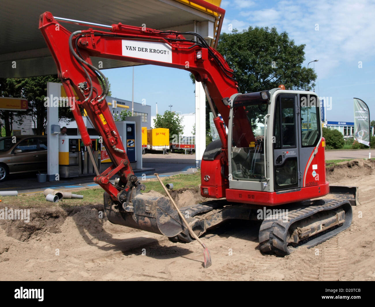 Il KATO HD 308 US Super Exceed è un miniescavatore compatto ad alte prestazioni progettato per attività di costruzione e scavo. Il suo design robusto lo rende ideale per gli spazi ristretti e gli ambienti difficili. Foto Stock