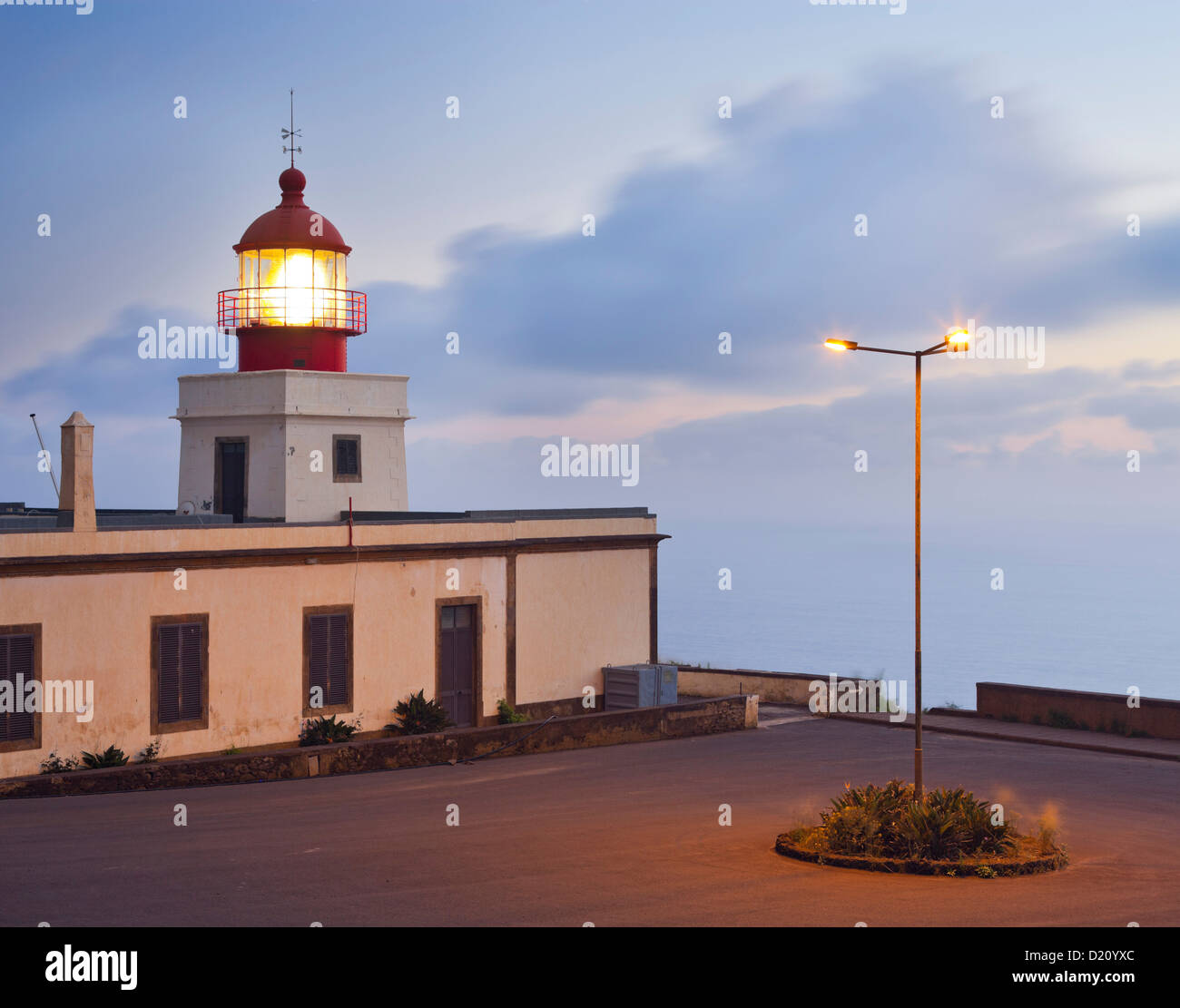 Torre faro a Ponta do Pargo, West Point, Madeira, Portogallo Foto Stock