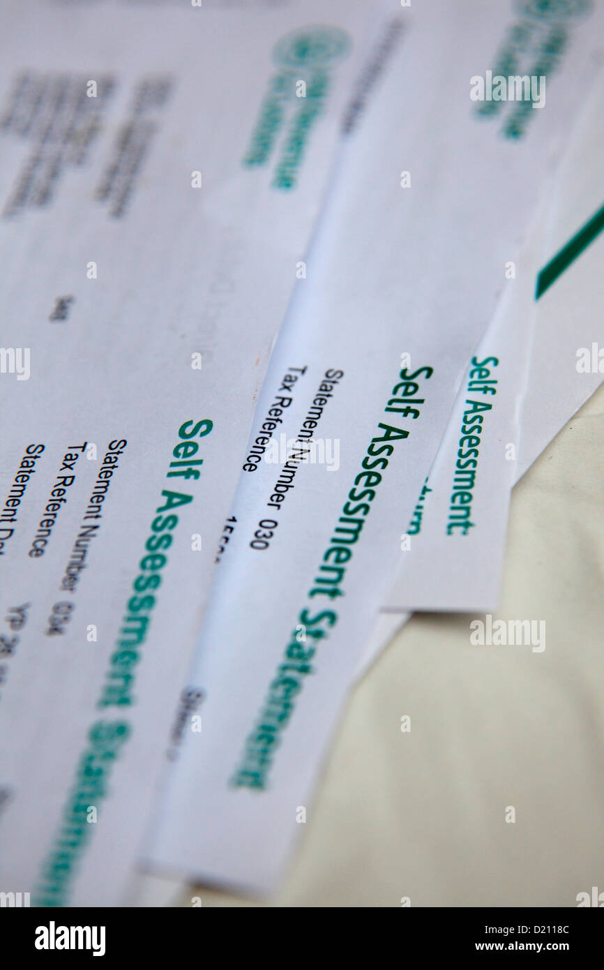 HMRC - il governo britannico - Tasse self assessment dichiarazione lettera Foto Stock