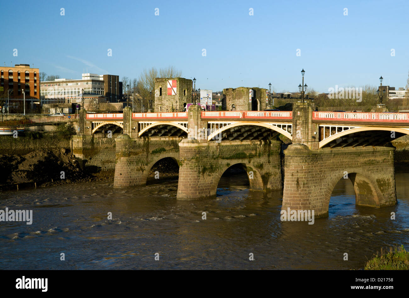Ponte di Newport che attraversa il fiume Usk, Newport, Gwent, Galles del Sud. Foto Stock