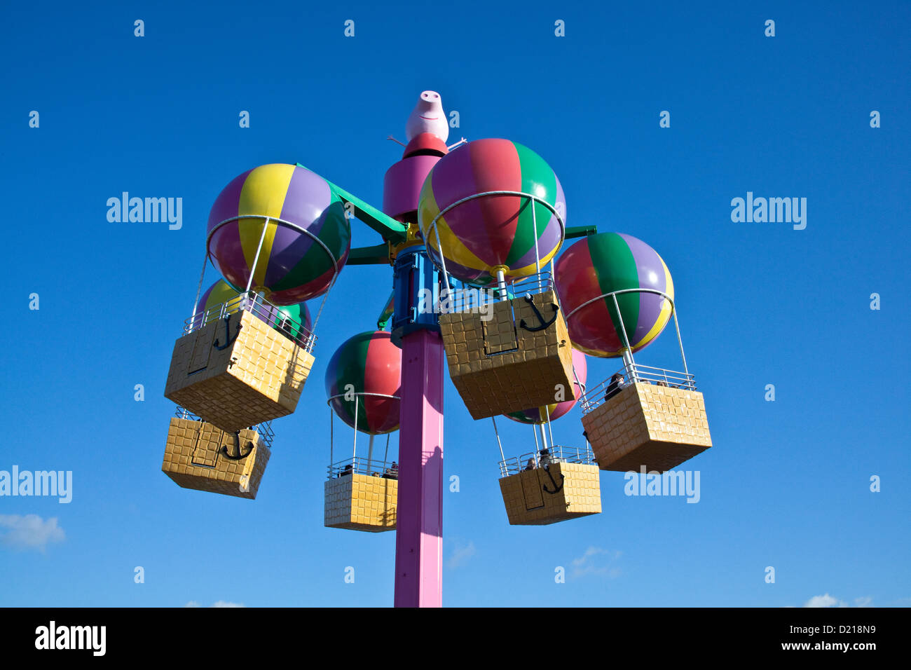 Peppa suini balloon ride a Peppa Pig mondo, Paultons Park, Southampton, Inghilterra, Regno Unito. Foto Stock