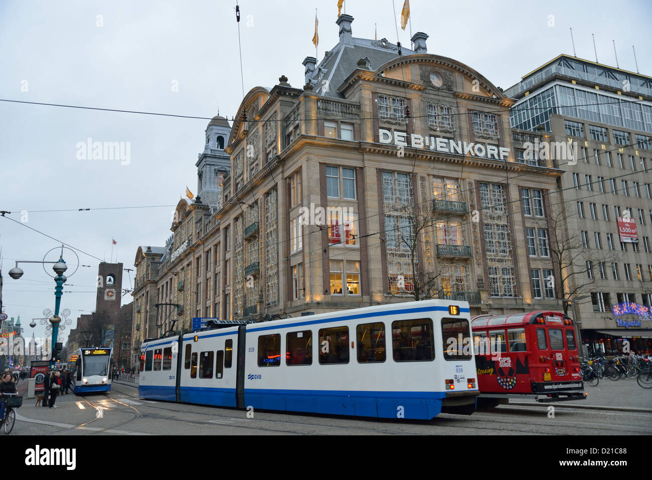 De Bijenkorf Amsterdam department store, Piazza Dam, Amsterdam Noord Holland, Paesi Bassi Foto Stock