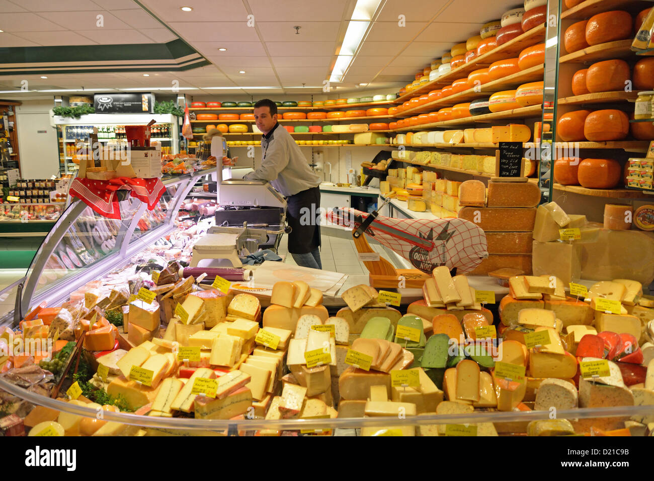 Negozio di formaggi in Damstraat, De Walletjes, Amsterdam Noord Holland, Paesi Bassi Foto Stock