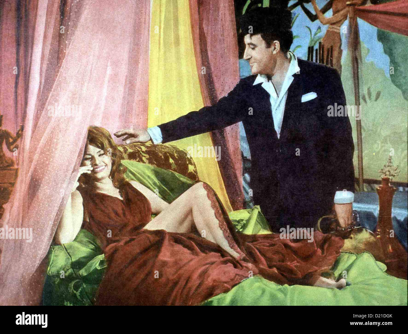 Die Millionaerin Millionairess, Peter Sellers, Sophia Loren auch der Armenarzt Doktor Kabir (Peter Sellers) weigert sich, Foto Stock