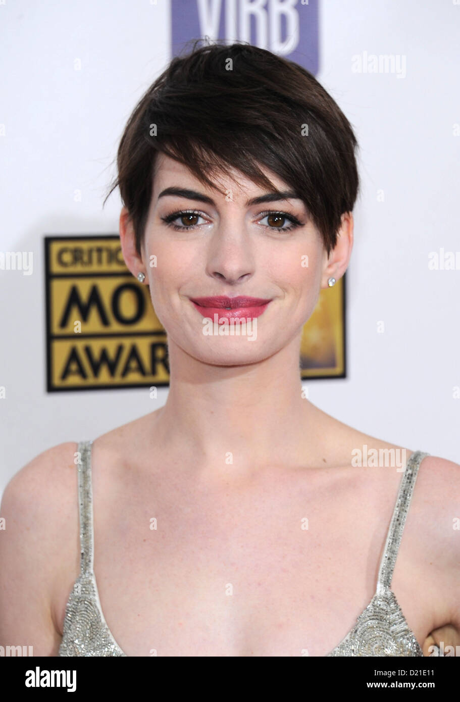 Anne Hathaway arriva alla diciottesima edizione critica scelta film Awards a Santa Monica, California, Stati Uniti d'America, 10 Gennaio 2013 Foto Stock