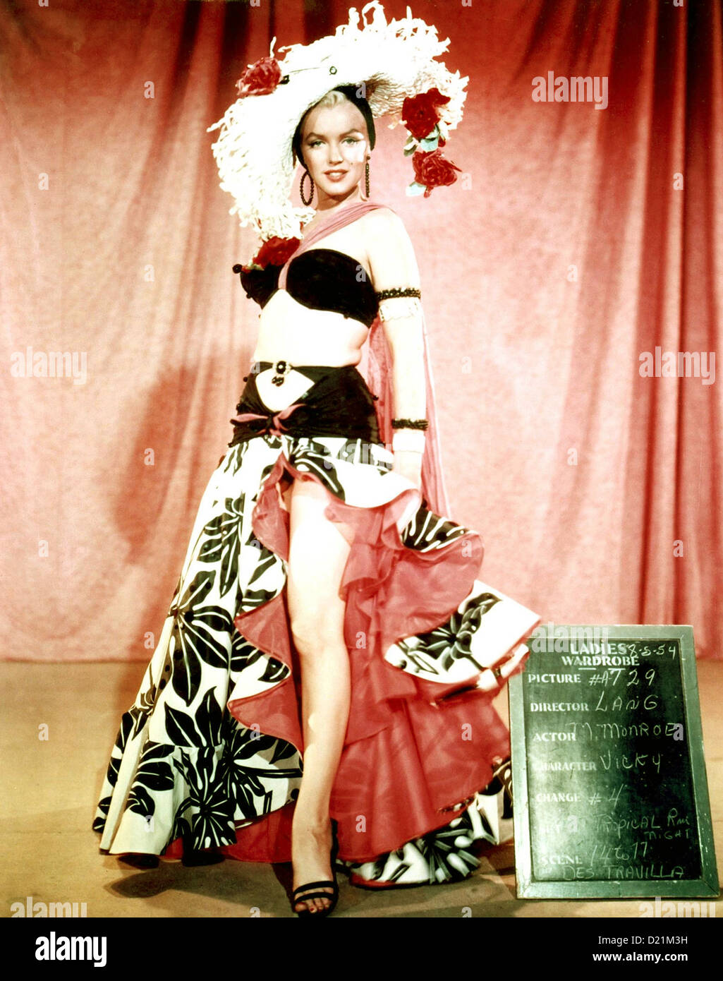 Marilyn monroe costume immagini e fotografie stock ad alta risoluzione -  Alamy