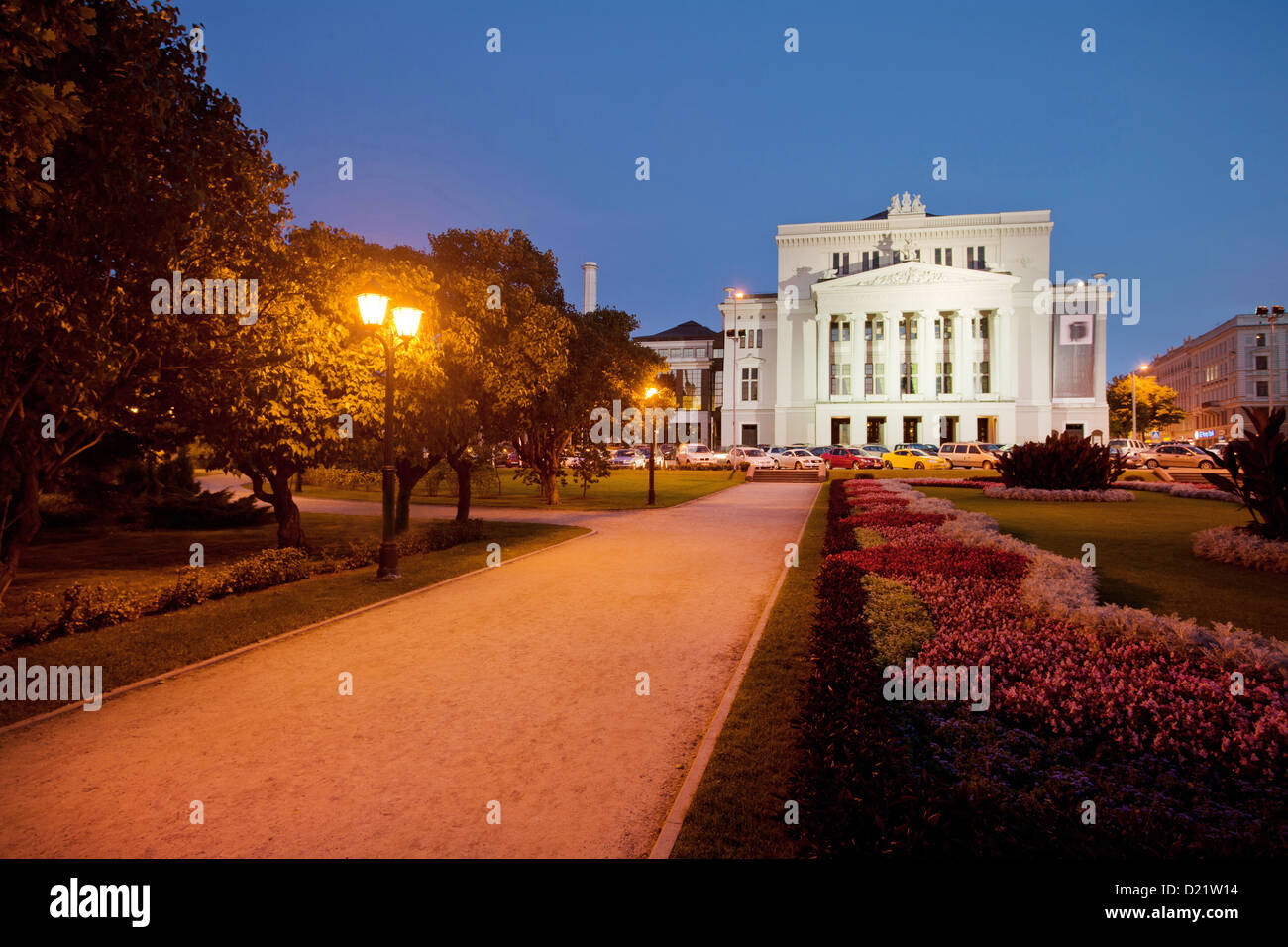 Opera Nazionale Lettone di Riga in una notte d'estate Foto Stock